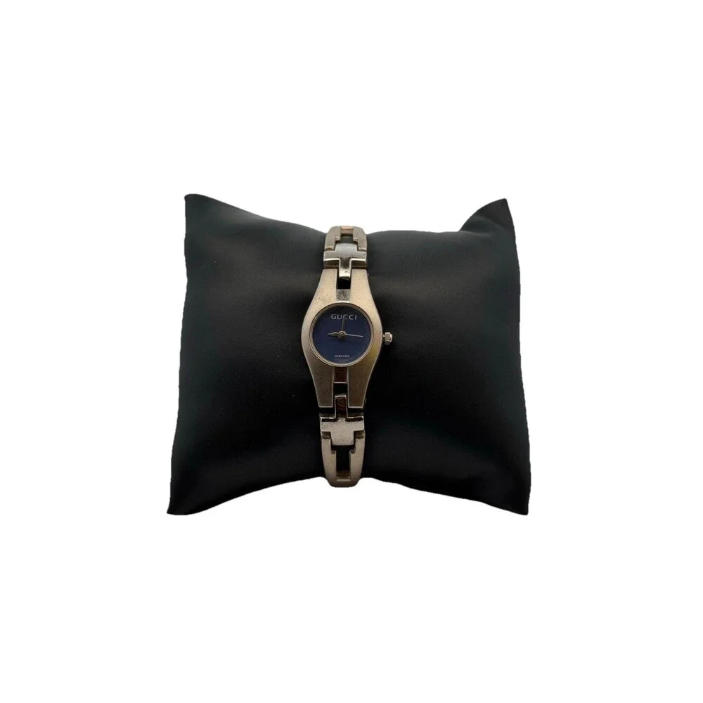 Vintage 1990's Gucci Brushed Silver Tone Blue Dial Stainless Steel Ladies Watch